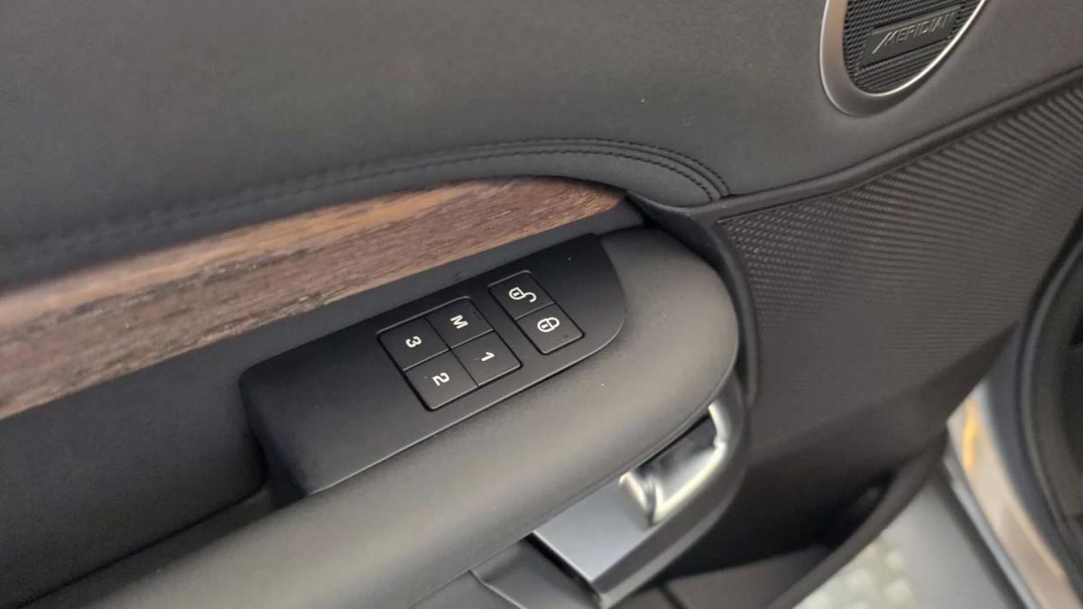 land-rover-discovery-2017-diesel-2993cc