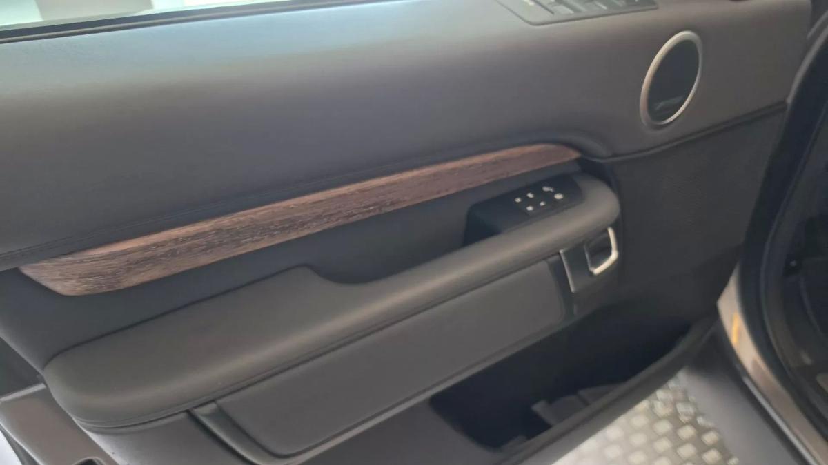 land-rover-discovery-2017-diesel-2993cc