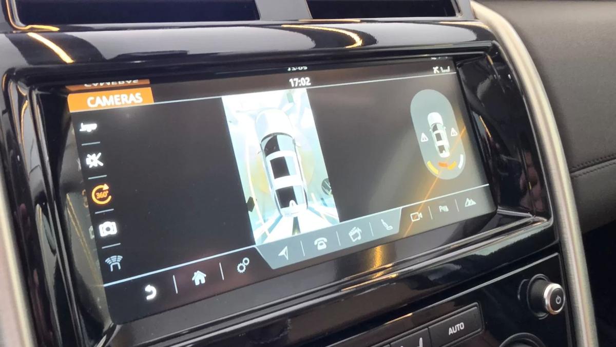 land-rover-discovery-2017-diesel-2993cc