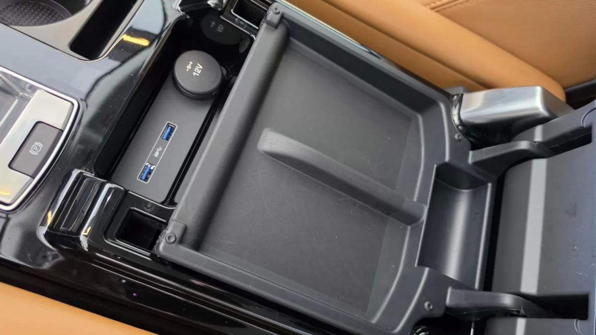 land-rover-discovery-2017-diesel-2993cc