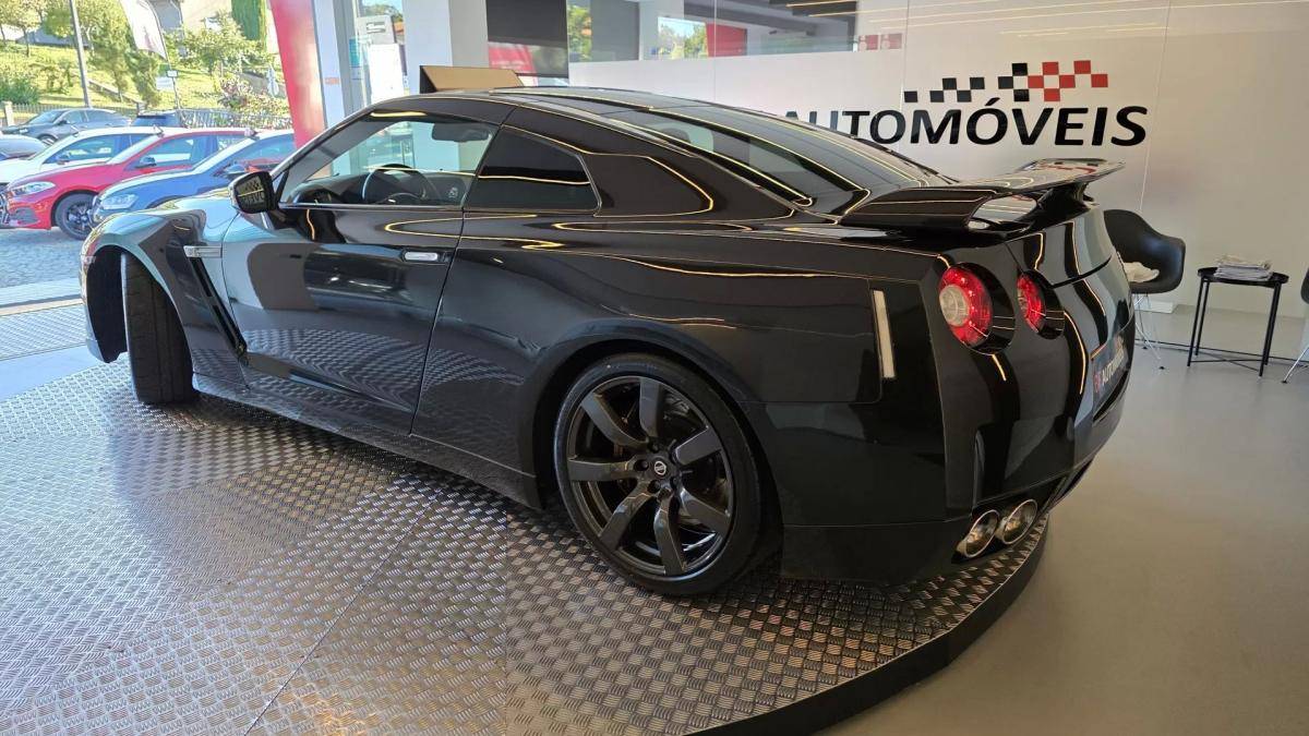 nissan-gt-r-2009-gasolina-3799cc
