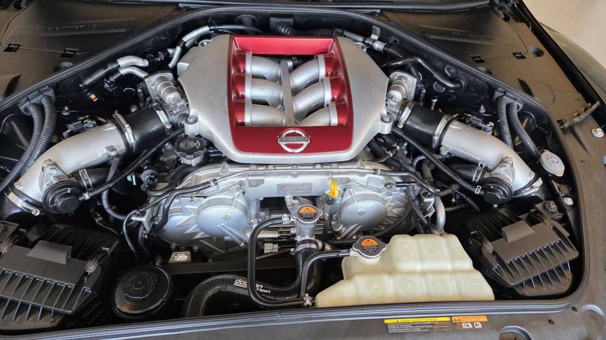 nissan-gt-r-2009-gasolina-3799cc