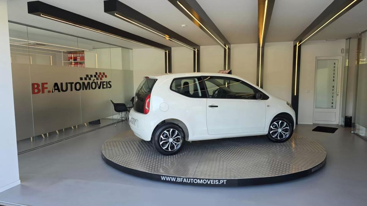 volkswagen-up-2016-gasolina-999cc