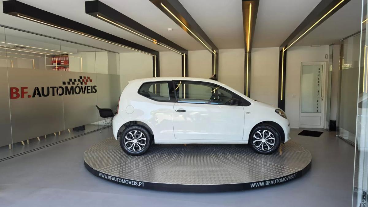 volkswagen-up-2016-gasolina-999cc