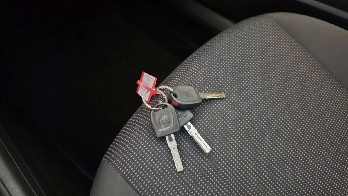 volkswagen-up-2016-gasolina-999cc