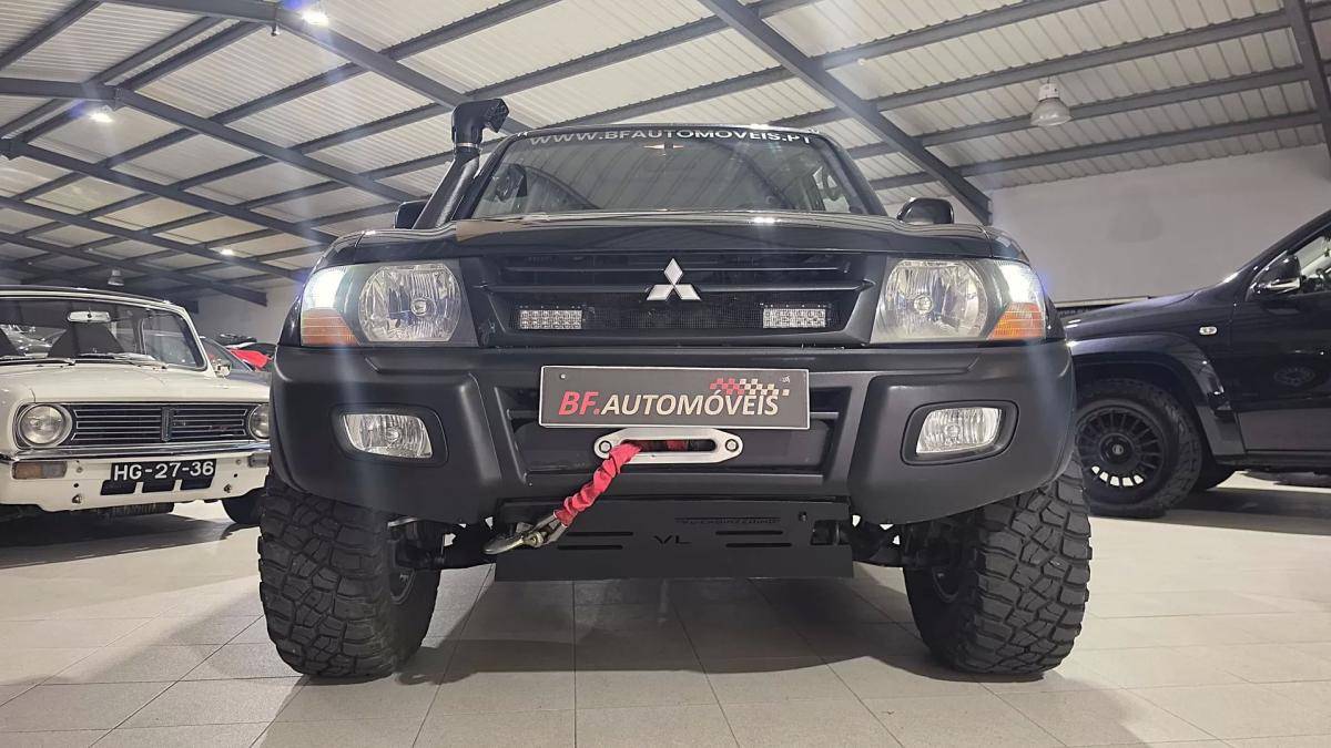 mitsubishi-pajero-2000-diesel-3200cc