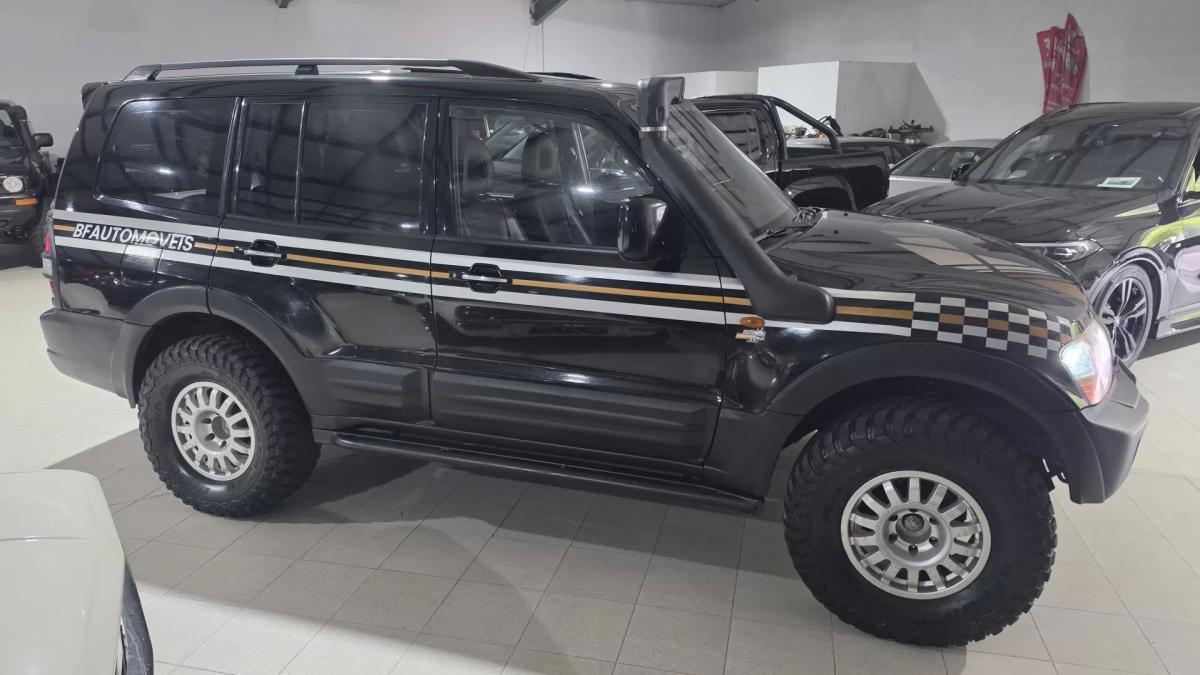mitsubishi-pajero-2000-diesel-3200cc