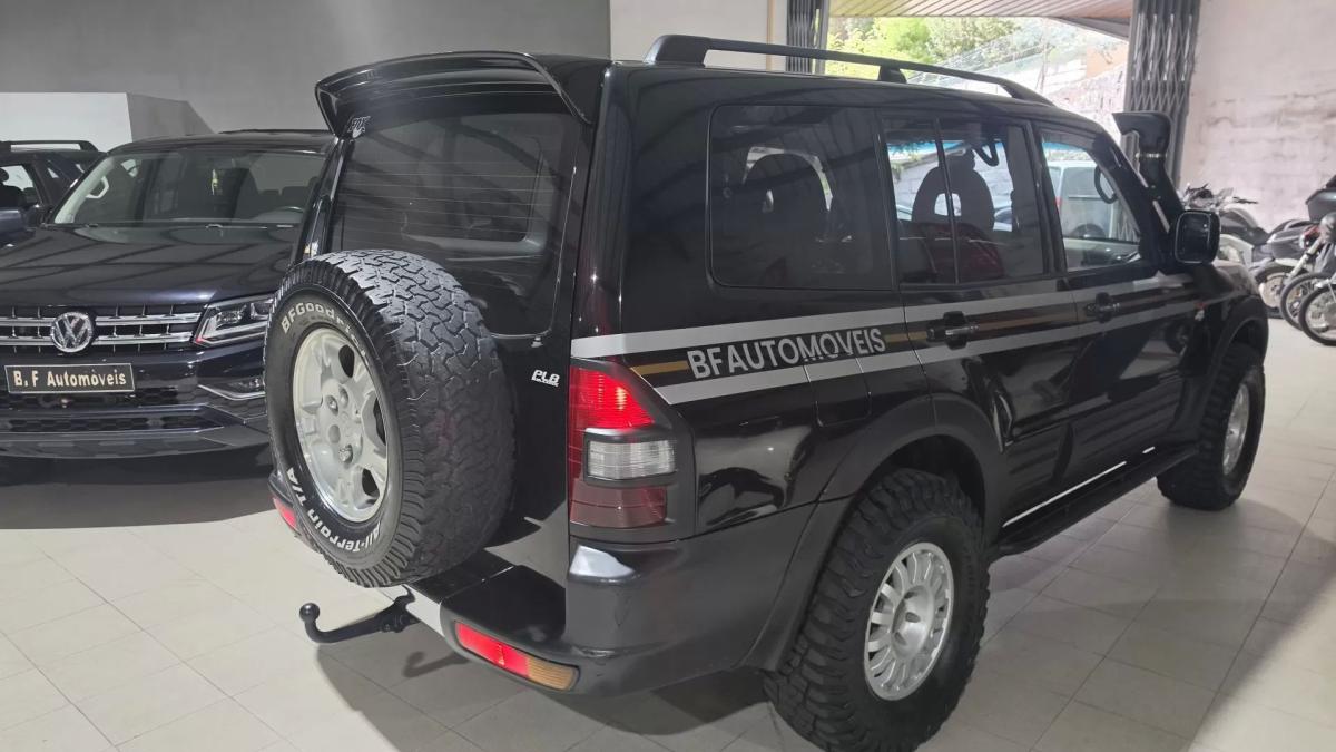 mitsubishi-pajero-2000-diesel-3200cc