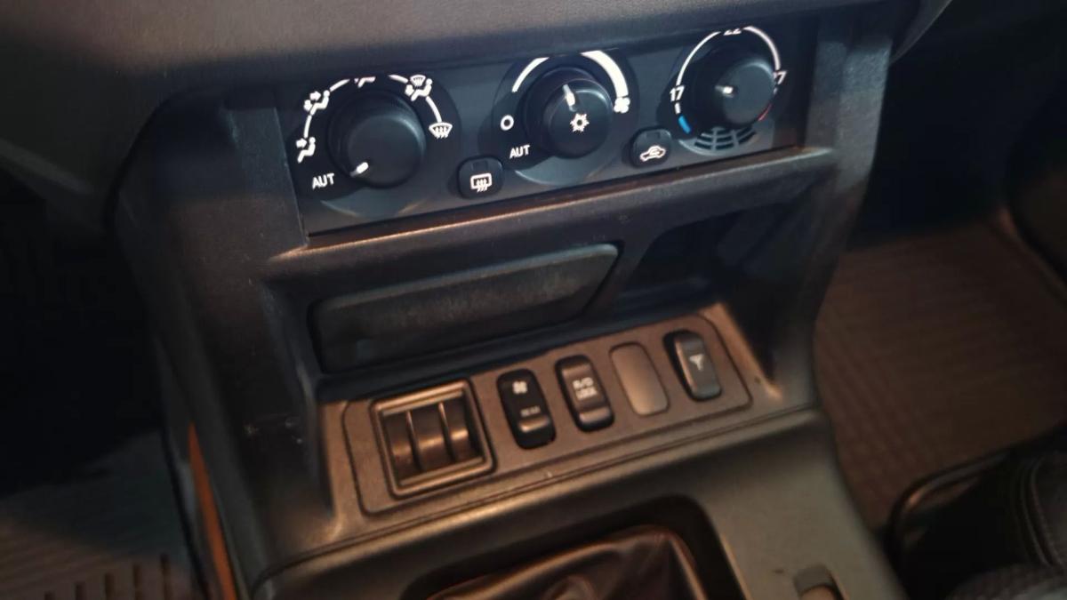 mitsubishi-pajero-2000-diesel-3200cc