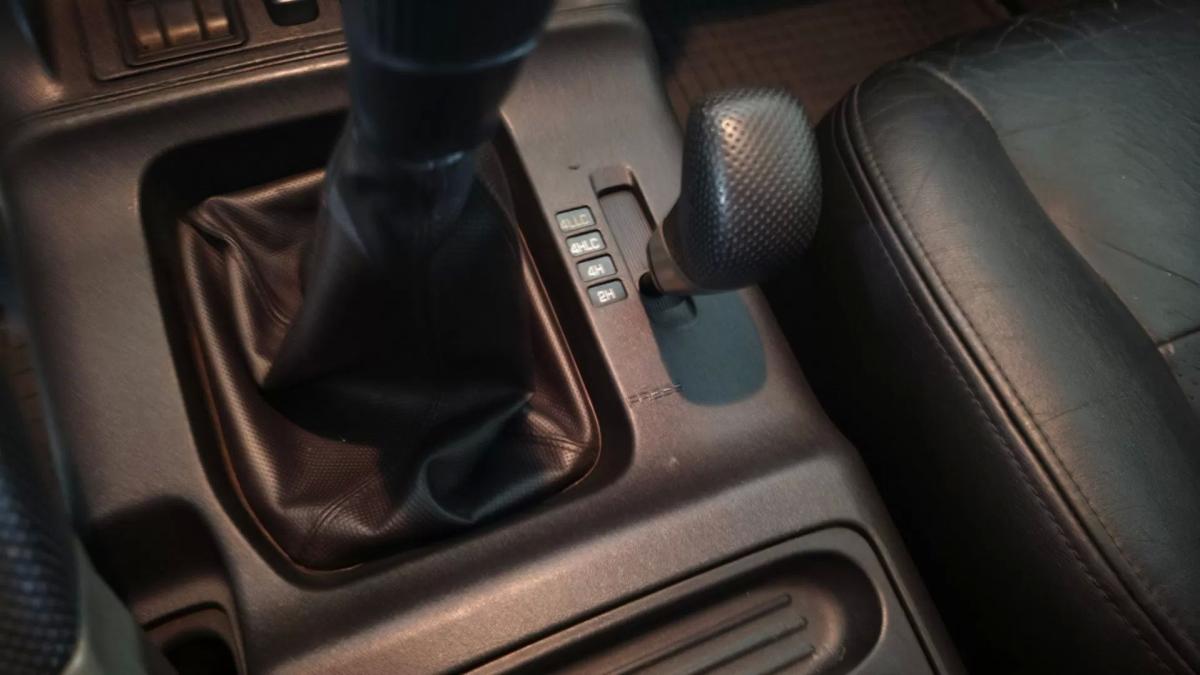 mitsubishi-pajero-2000-diesel-3200cc