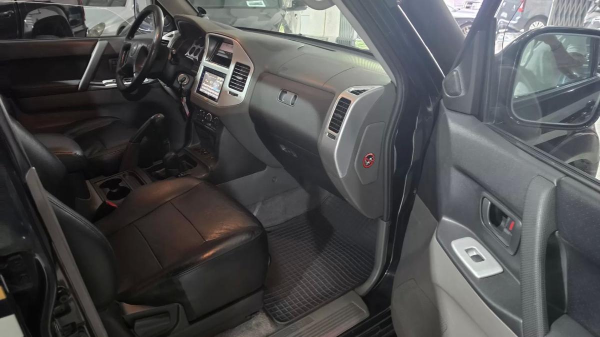 mitsubishi-pajero-2000-diesel-3200cc