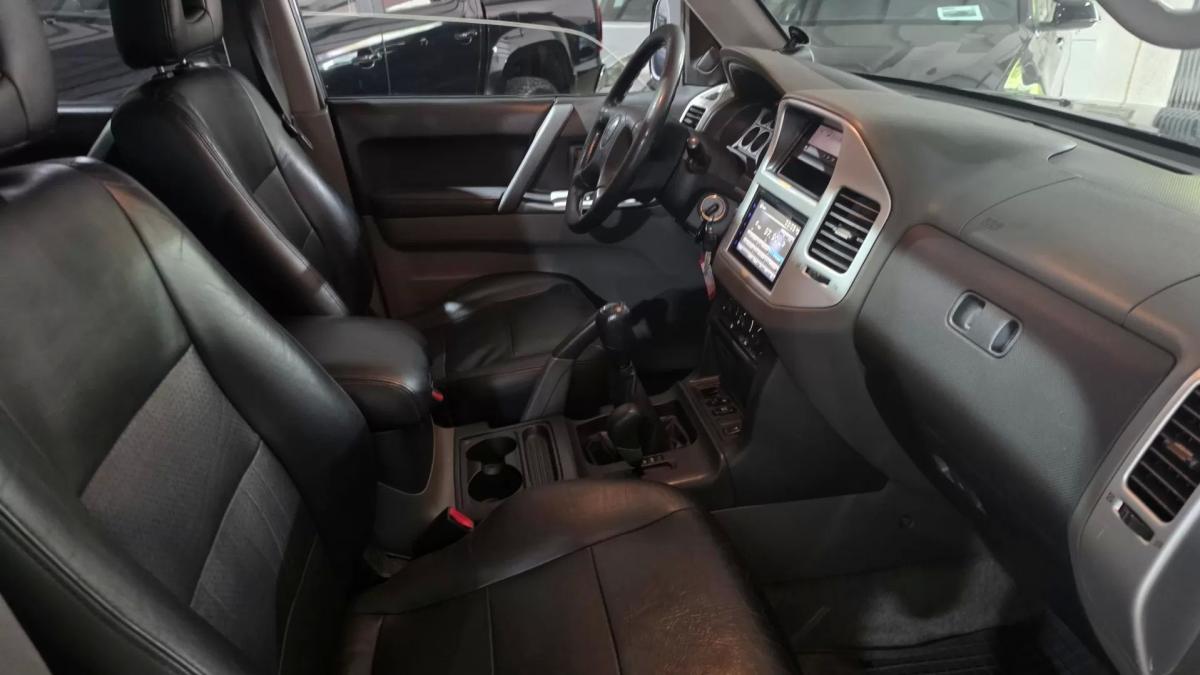 mitsubishi-pajero-2000-diesel-3200cc