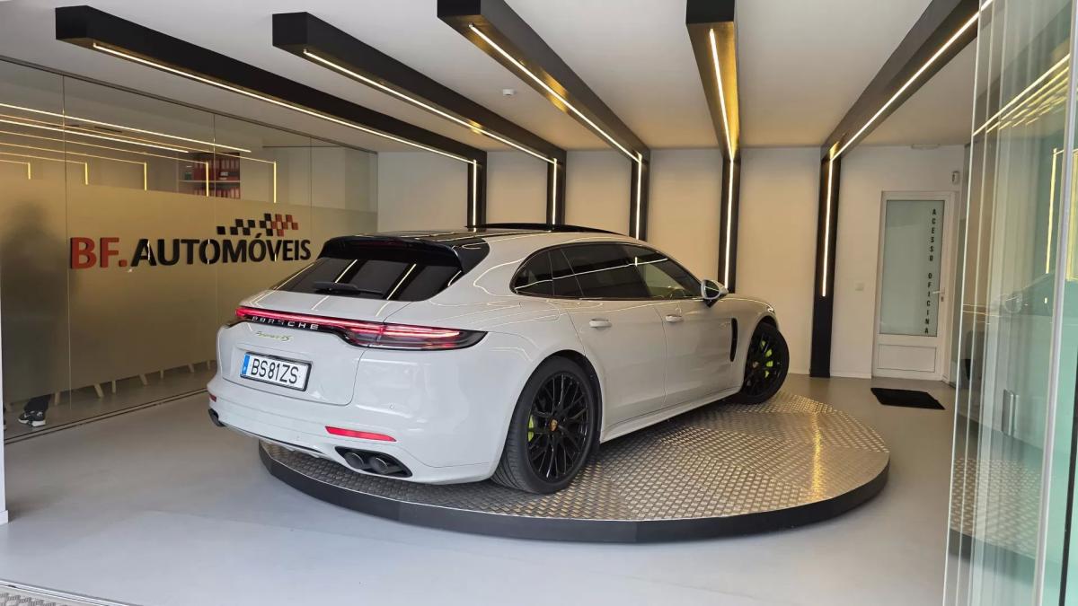 porsche-panamera-sport-turismo-2024-hibrido-2894cc