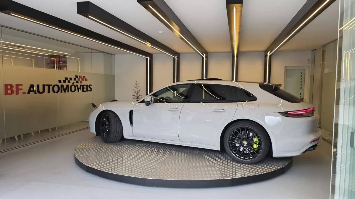 porsche-panamera-sport-turismo-2024-hibrido-2894cc