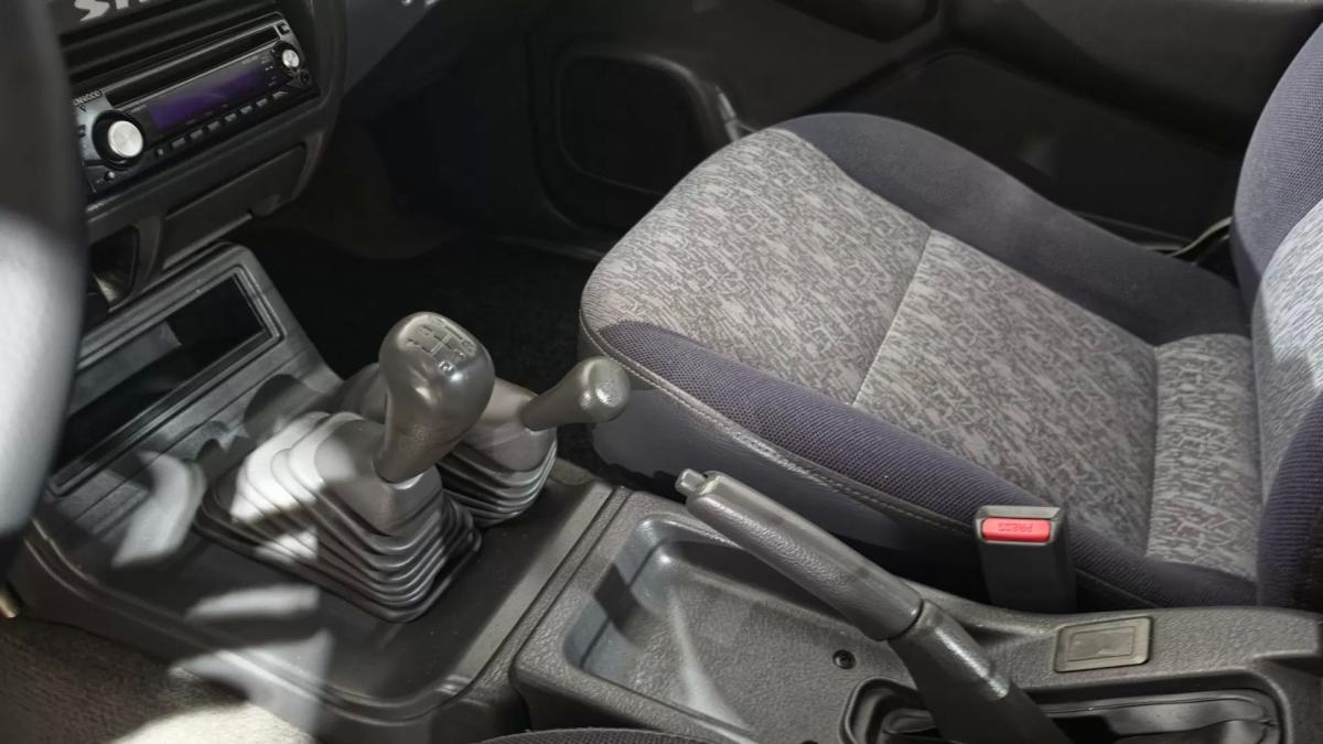 mitsubishi-l200-1998-diesel-2477cc