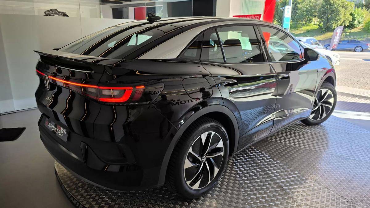 volkswagen-id-5-2024-eletrico-0cc