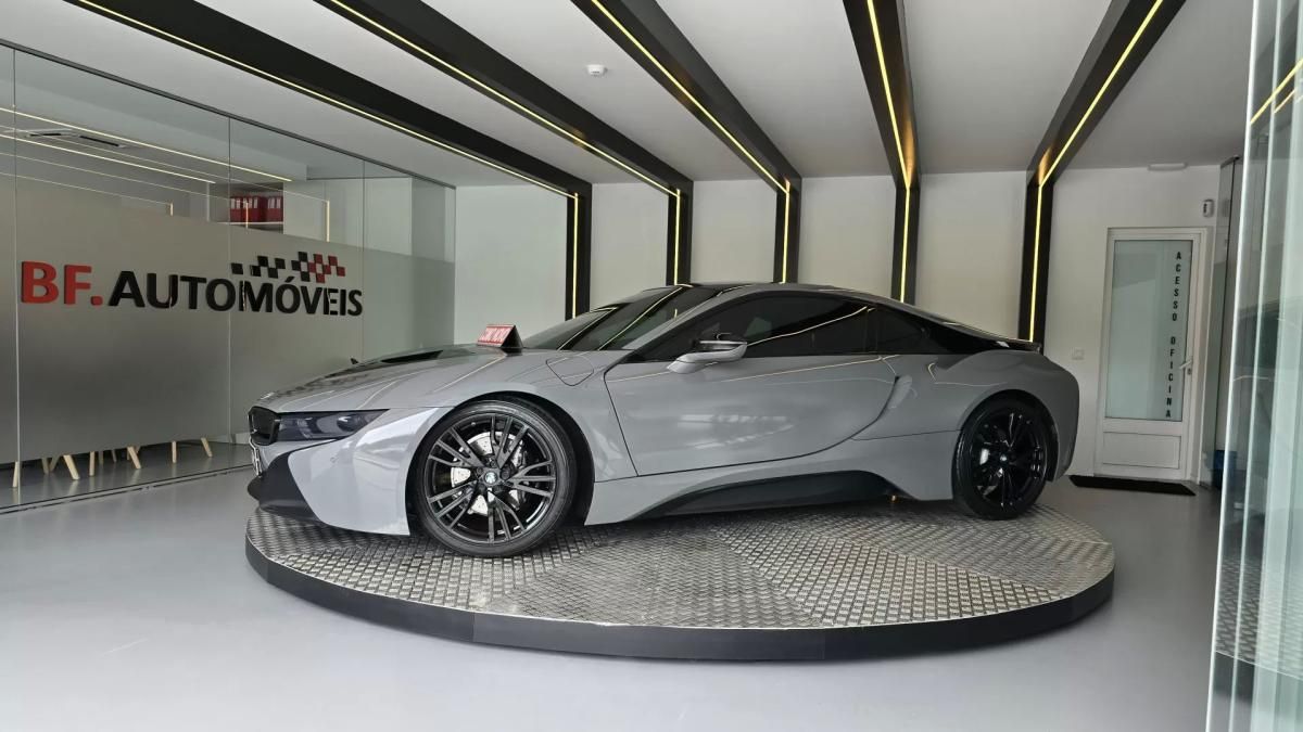 bmw-i8-2015-hibrido-1499cc