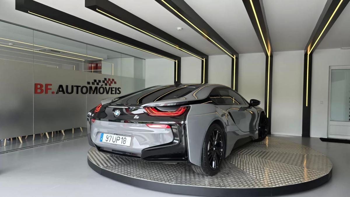 bmw-i8-2015-hibrido-1499cc