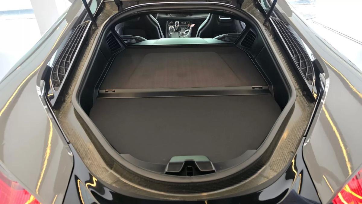 bmw-i8-2015-hibrido-1499cc