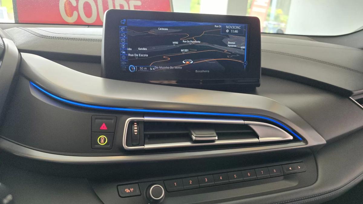 bmw-i8-2015-hibrido-1499cc