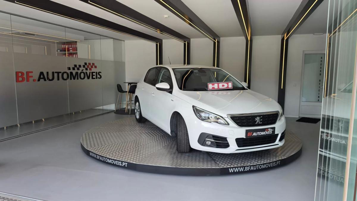peugeot-308-2021-diesel-1499cc