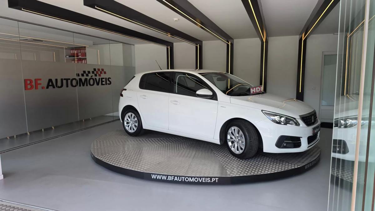 peugeot-308-2021-diesel-1499cc