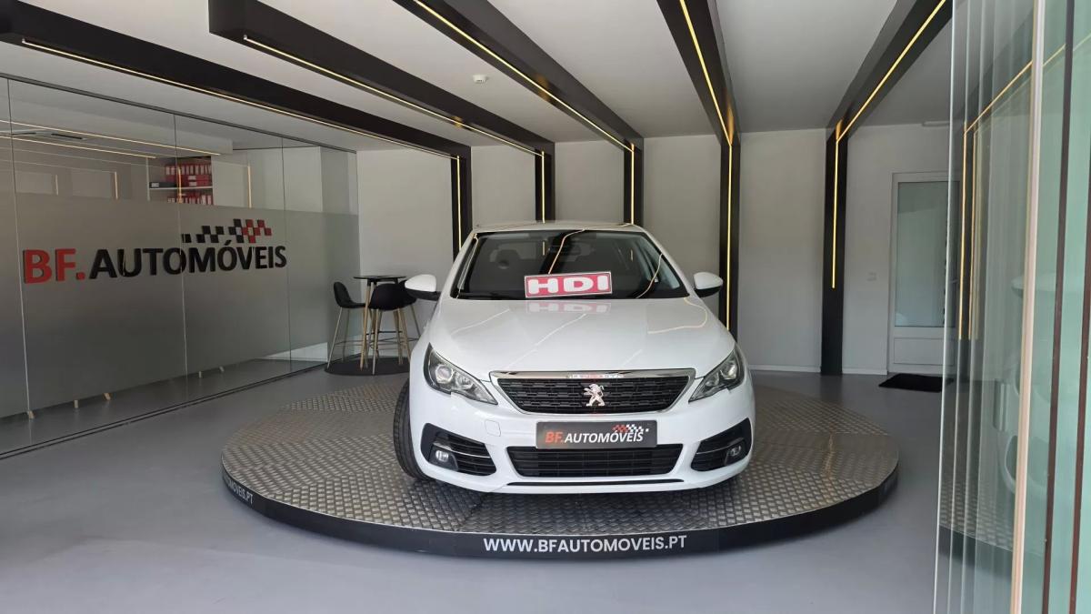 peugeot-308-2021-diesel-1499cc