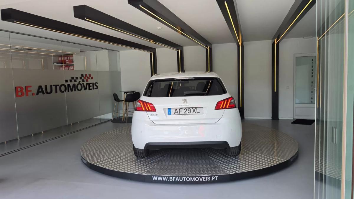 peugeot-308-2021-diesel-1499cc