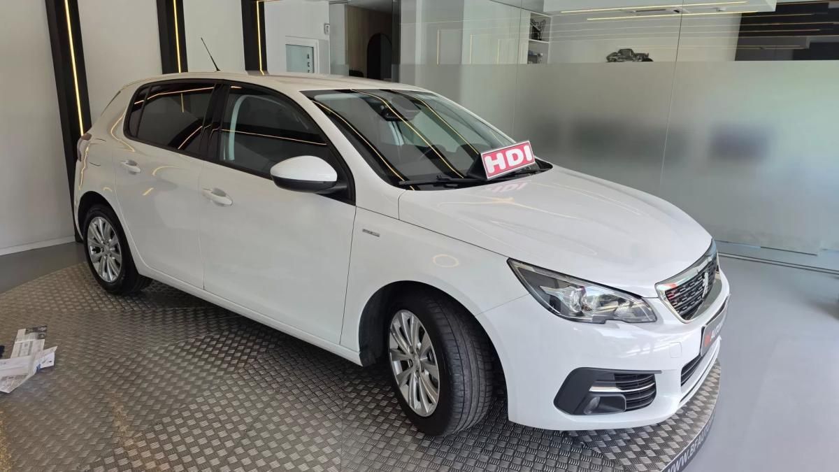 peugeot-308-2021-diesel-1499cc