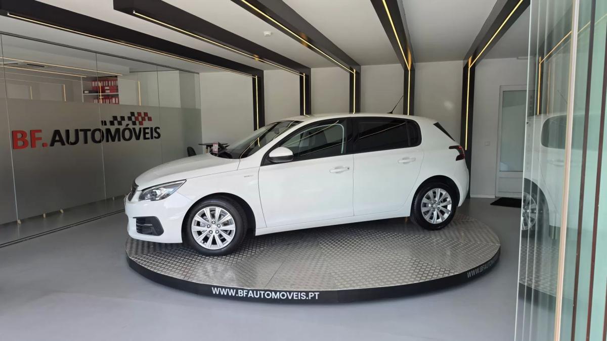 peugeot-308-2021-diesel-1499cc