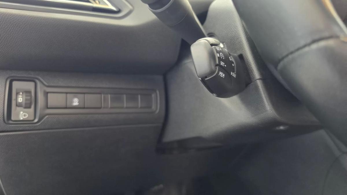 peugeot-308-2021-diesel-1499cc