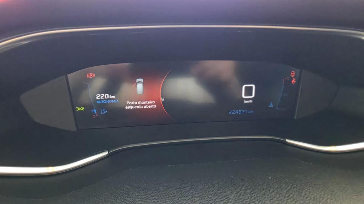 peugeot-308-2021-diesel-1499cc