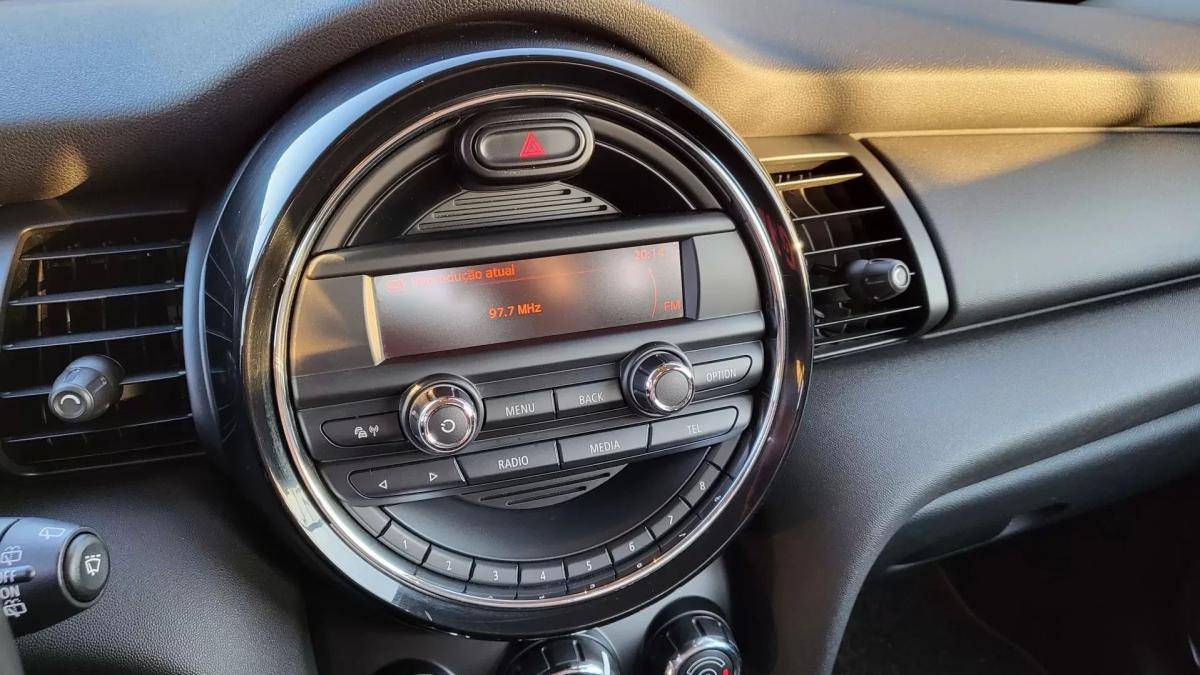 mini-hatch-2015-diesel-1496cc