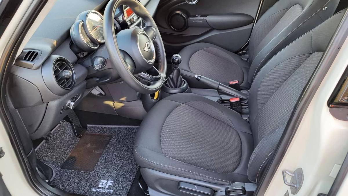 mini-hatch-2015-diesel-1496cc