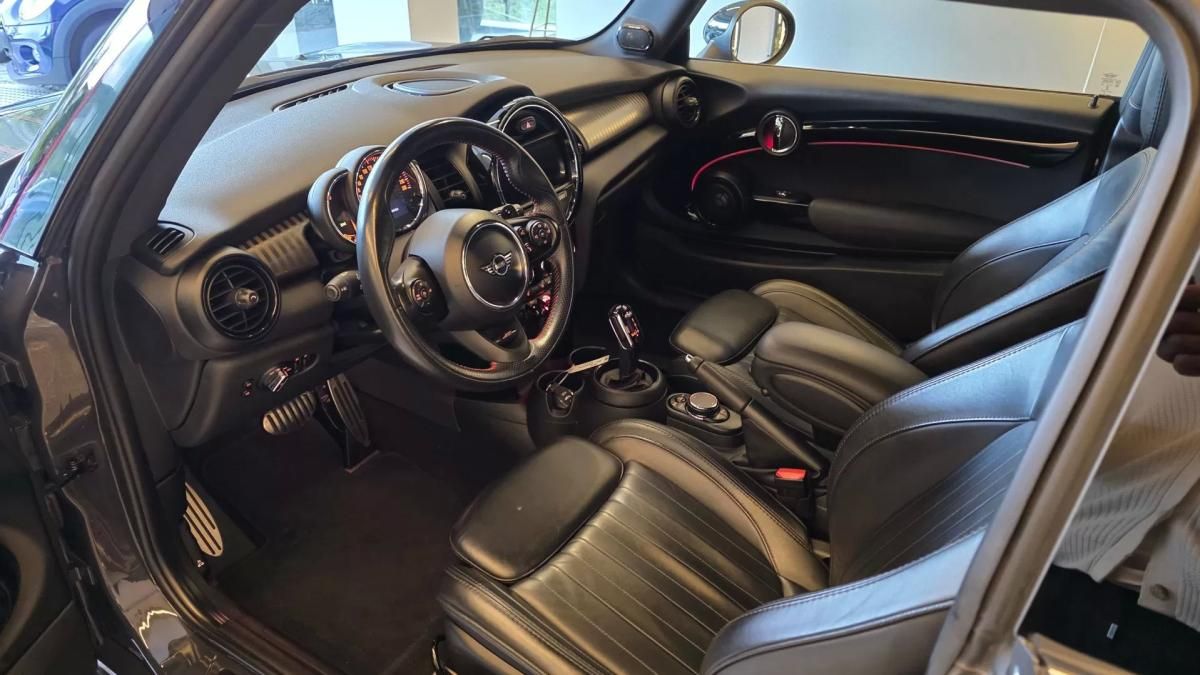 mini-cooper-d-2019-diesel-1995cc