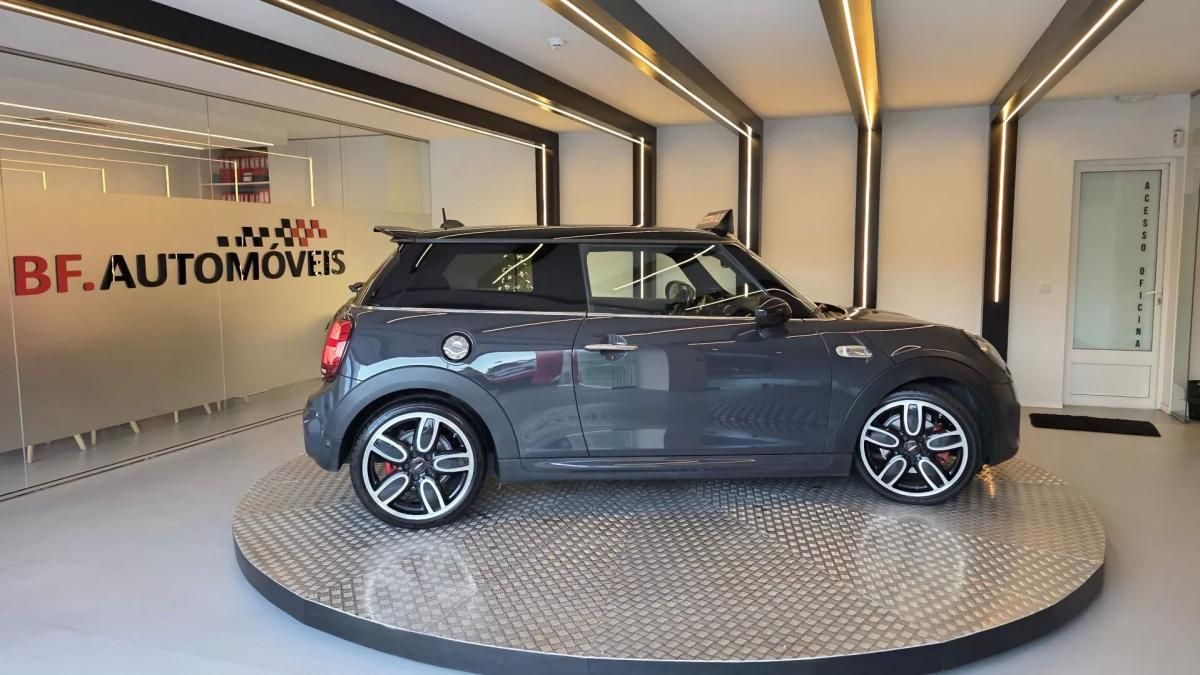 mini-cooper-d-2019-diesel-1995cc