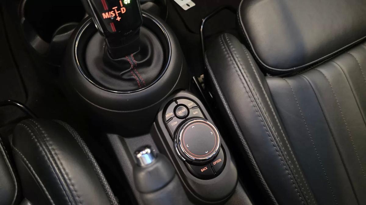 mini-cooper-d-2019-diesel-1995cc