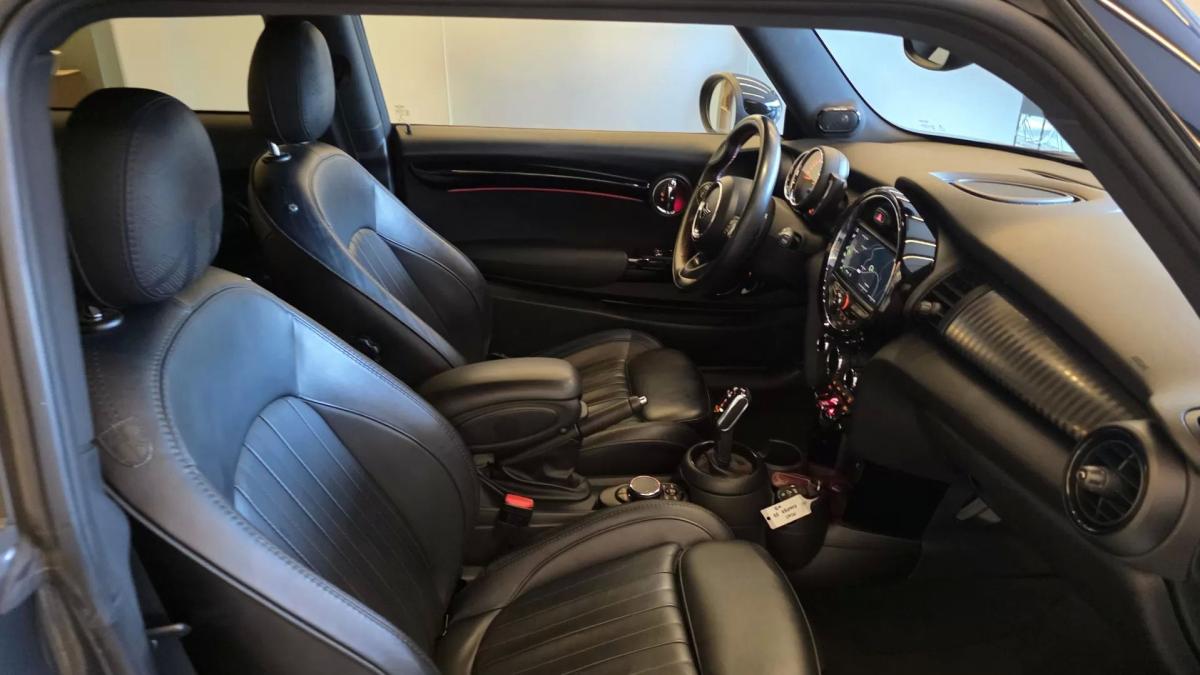 mini-cooper-d-2019-diesel-1995cc