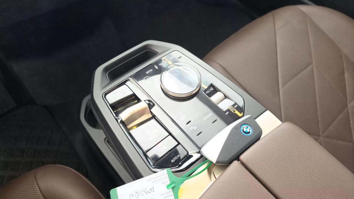 bmw-ix-2022-eletrico-0cc