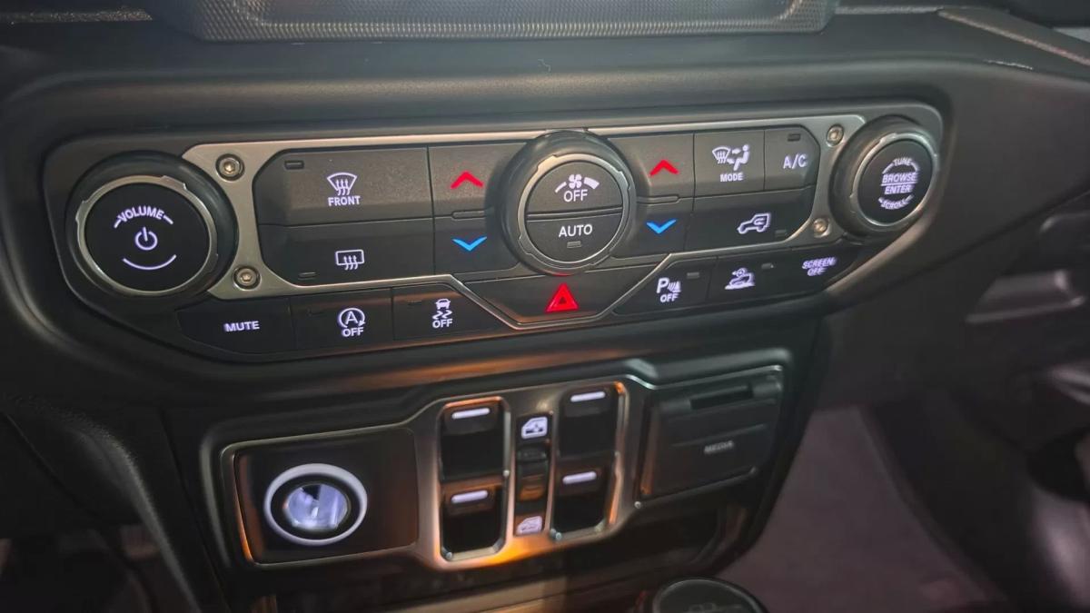 jeep-gladiator-2021-diesel-2987cc