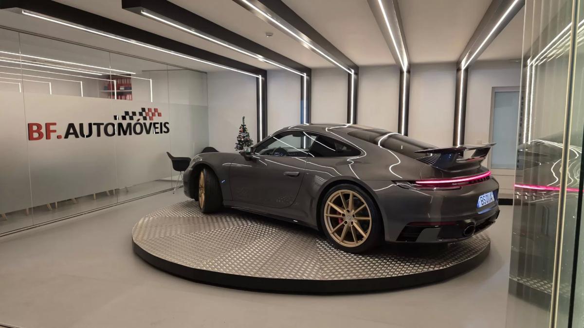 porsche-992-2021-gasolina-2981cc