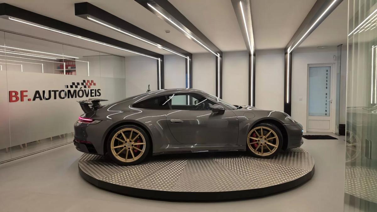 porsche-992-2021-gasolina-2981cc