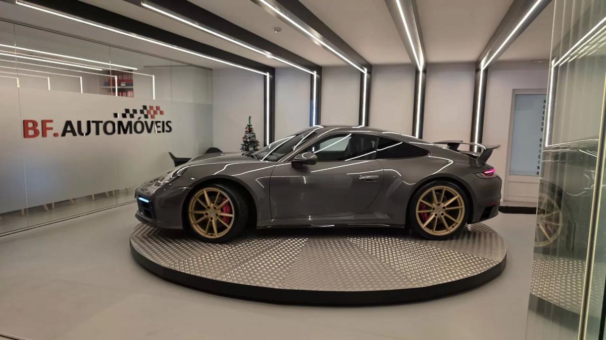 porsche-992-2021-gasolina-2981cc