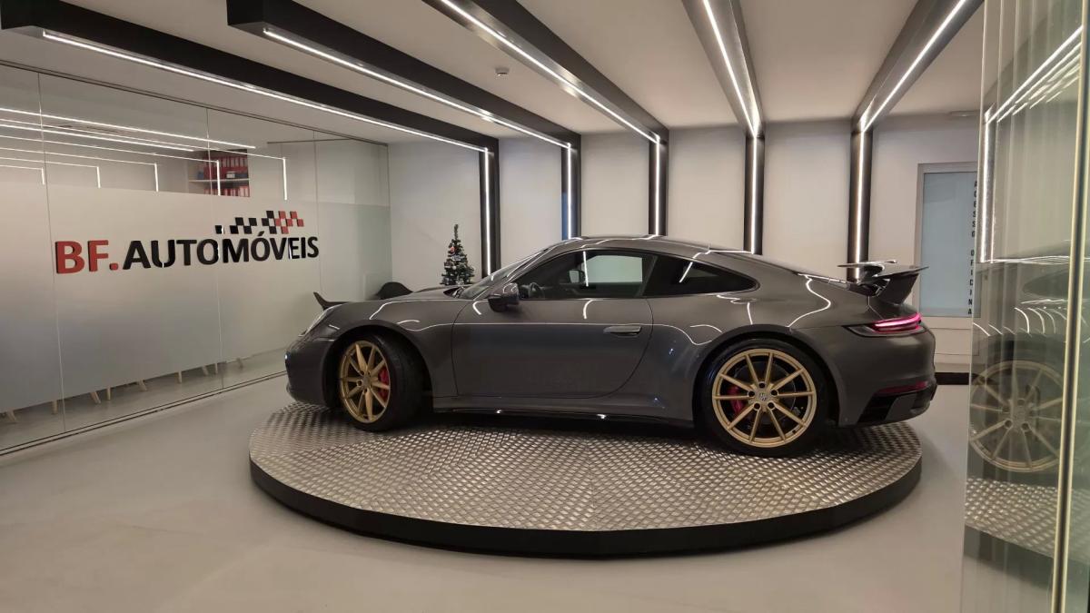porsche-992-2021-gasolina-2981cc