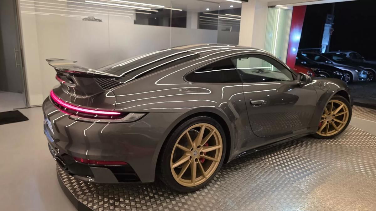 porsche-992-2021-gasolina-2981cc