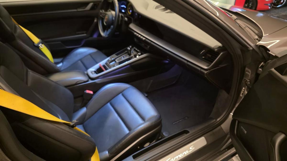 porsche-992-2021-gasolina-2981cc