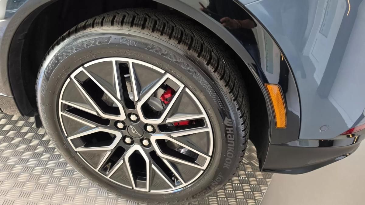 ford-mustang-mach-e-2024-eletrico-0cc