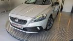 volvo-v40-cross-country-2013-diesel-1560cc