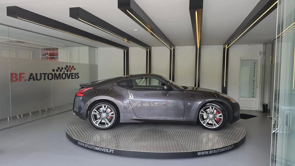 nissan-370z-2010-gasolina-3696cc