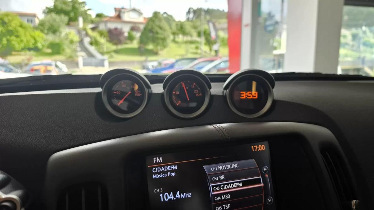 nissan-370z-2010-gasolina-3696cc